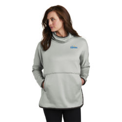 The North Face ® Ladies Canyon Flats Stretch Poncho